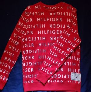 Tommy Hilfiger sweater